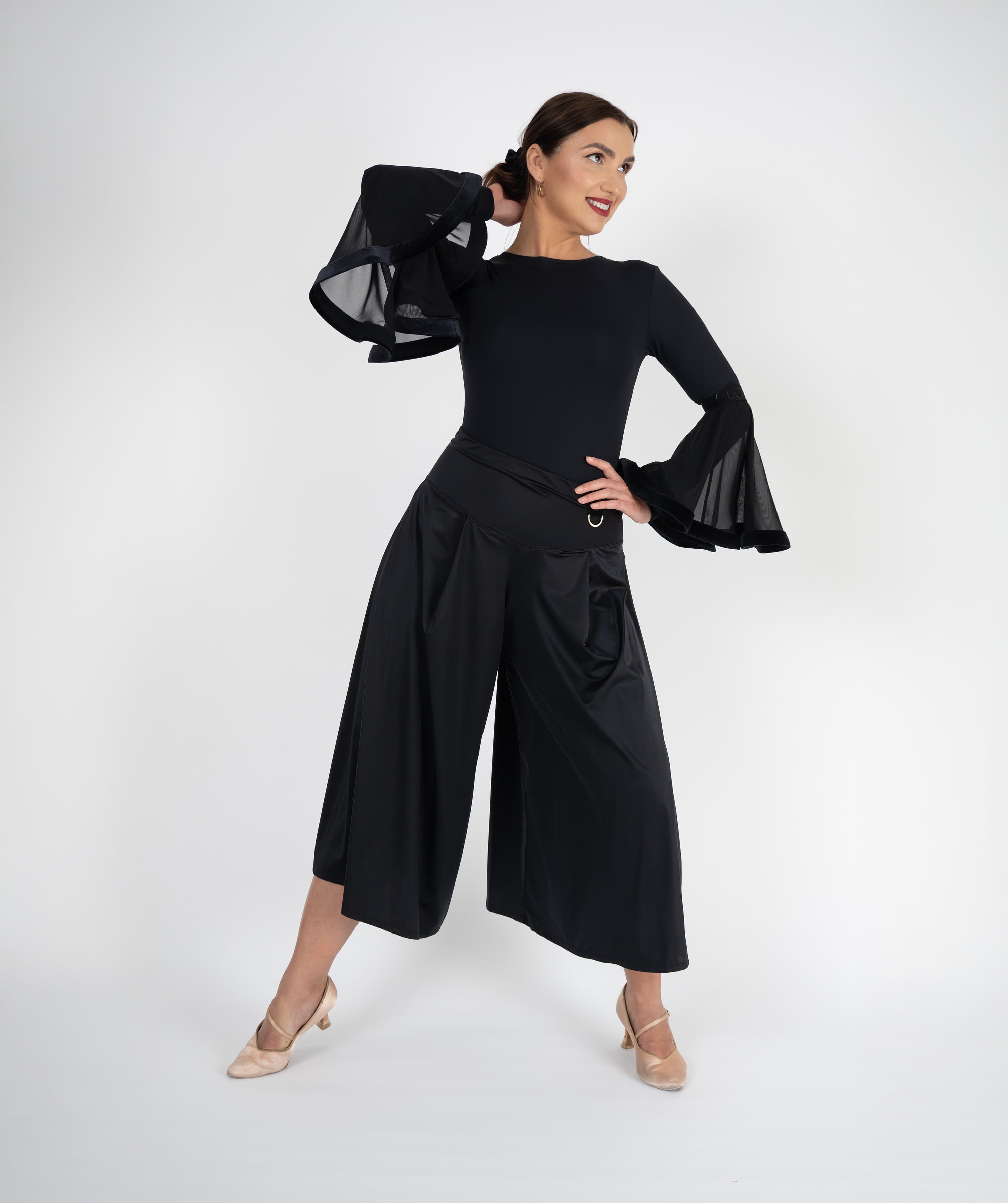 Grand Flow Shape Culottes | Yoke-Waist Wide-Legged Trousers Skirt Pants